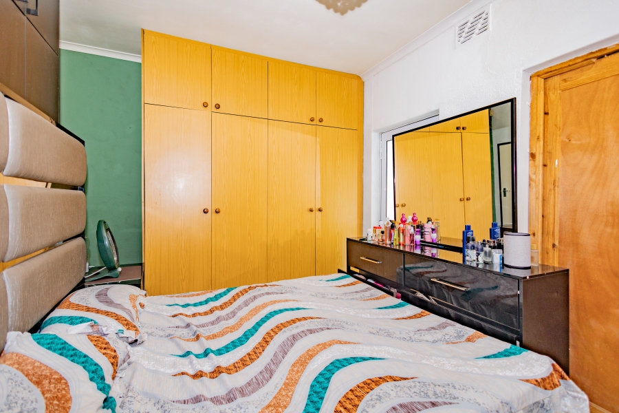 5 Bedroom Property for Sale in Vasco Estate Western Cape